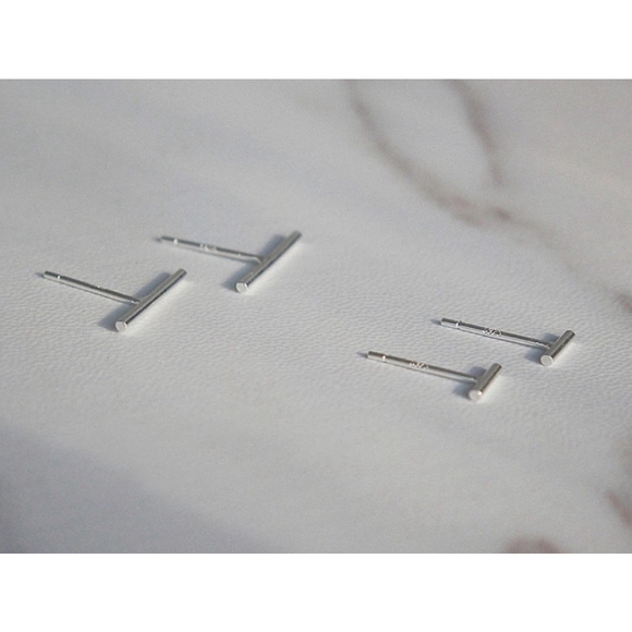 Unisex/Men’s‎ Fine 925 Sterling Silver Rhodium Staple Stud Earrings - Picture 7 of 16